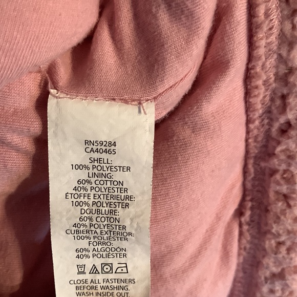 💗✨💗Children’s Place pink and white zip fluffy jacket - Picture 6 of 8